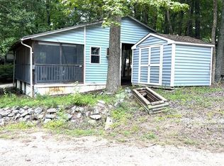 12 Hiwasse Trl, Bracey, VA 23919