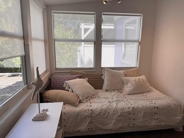 803 Oceana Ave — Photo 7