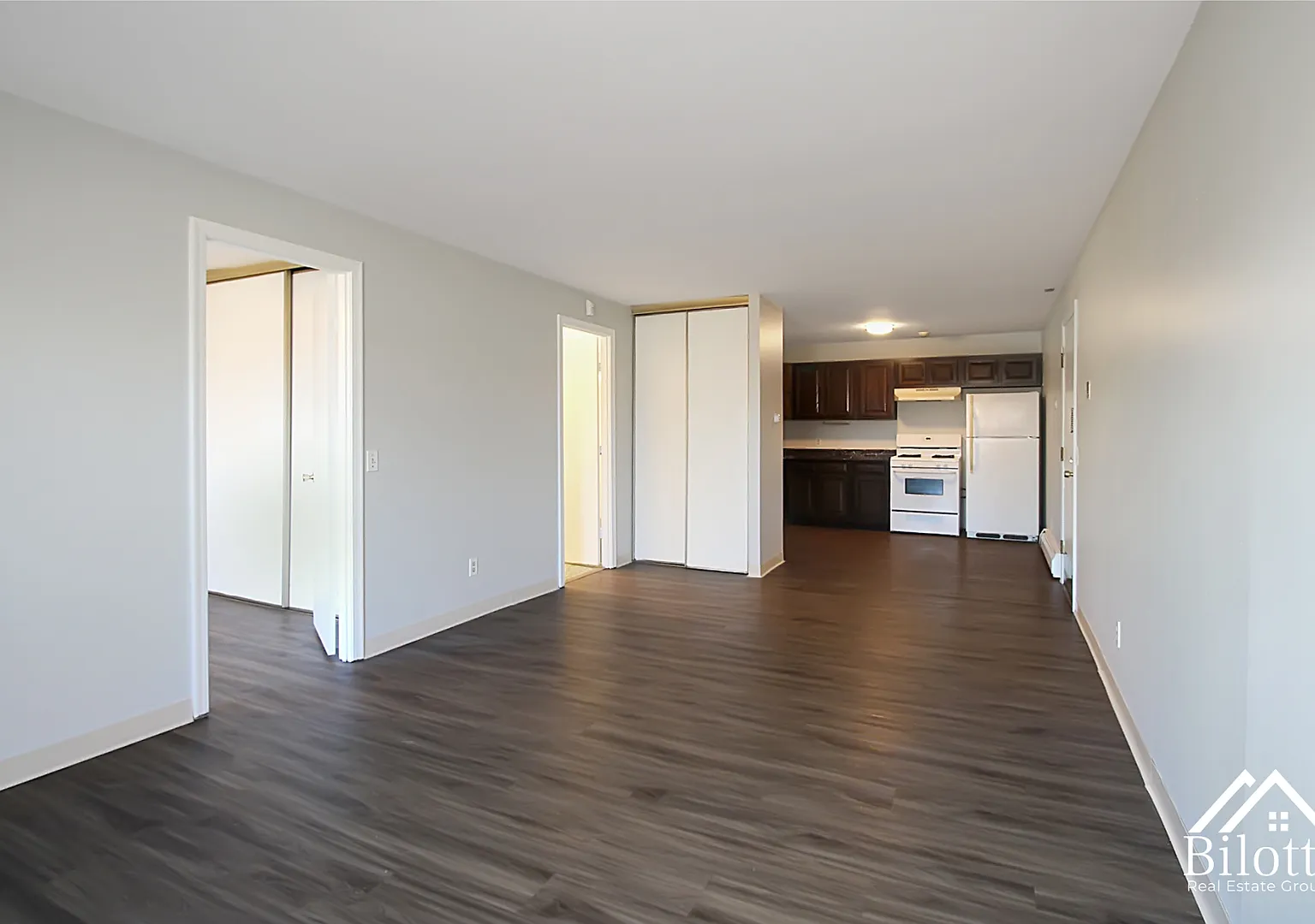 1250 South Broadway — Photo 3
