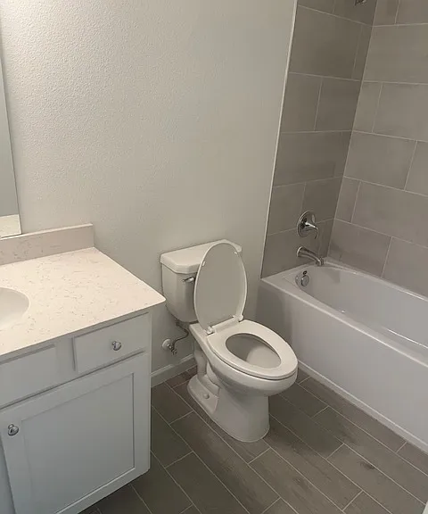 1537 Huntley Hollow Dr — Photo 8