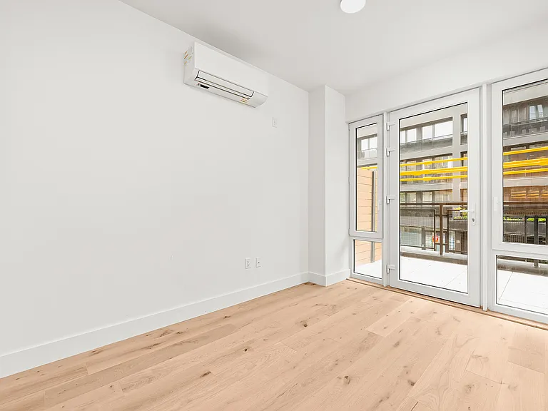 343 Himrod St #302 — Photo 4