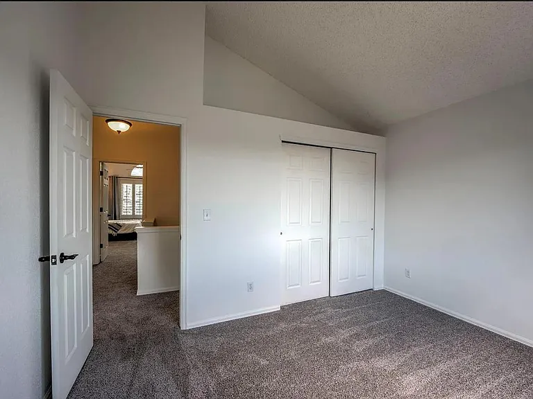7618 Halleys Dr — Photo 7