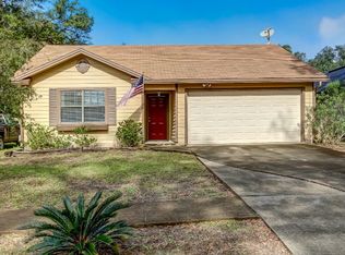 1311 Broome St, Fernandina Beach, FL 32034