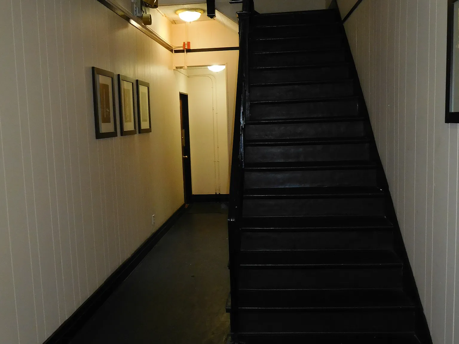 1055 Beacon St — Photo 3
