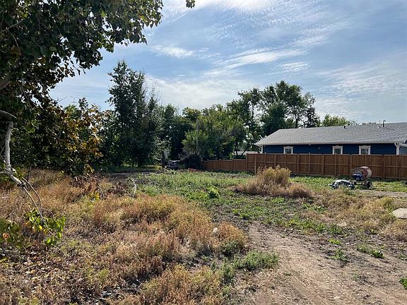 2nd image of 4916 48th St