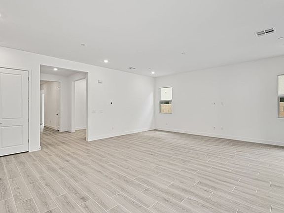 4th image of 26 Barrio Alto Ct