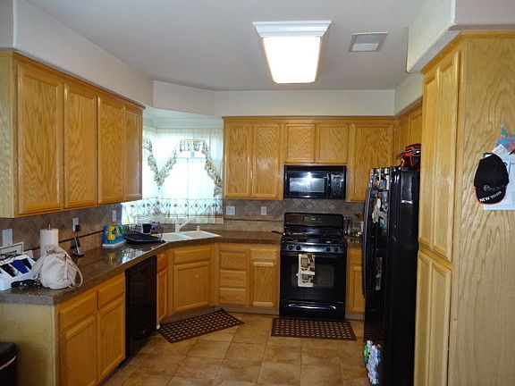 5th image of 1749 Pico Rivera Dr