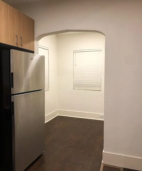 5034 N Missouri Ave — Photo 10