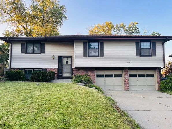 14930 M St, Omaha, NE 68137