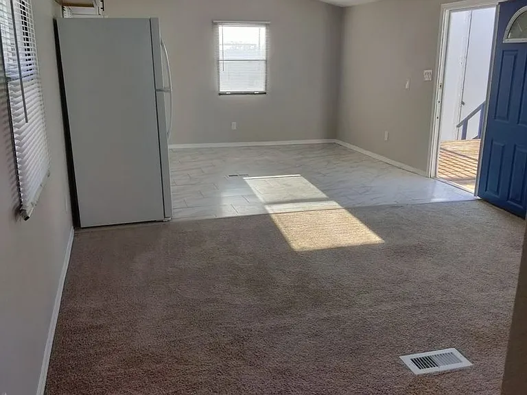 Welcome to Route 66 Apartments in Albuquerque, NM — Photo 8