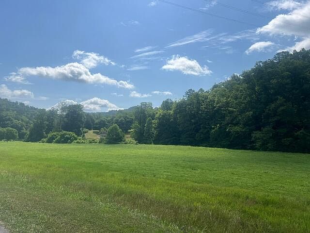 62nd image of 10625 Brushy Rd
