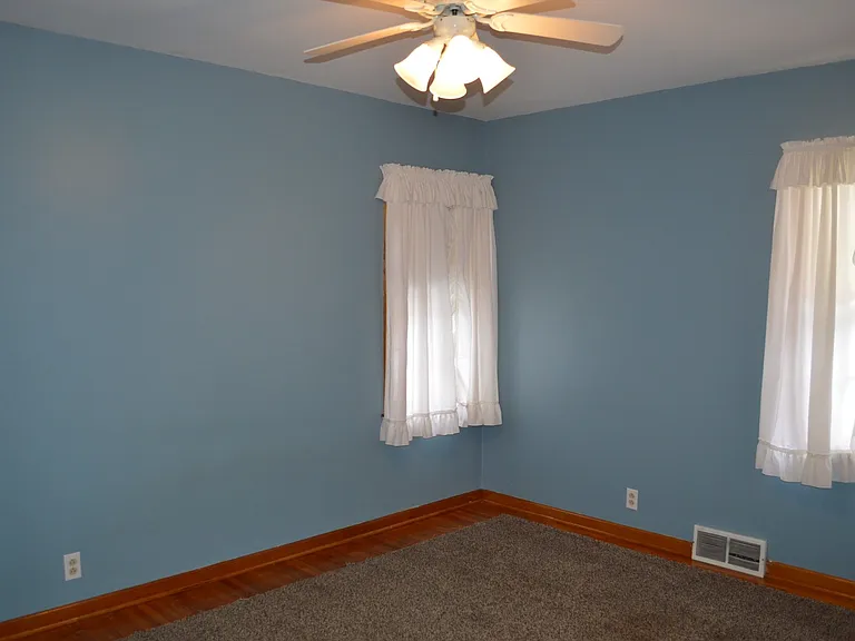 21600 Heather Ave — Photo 5