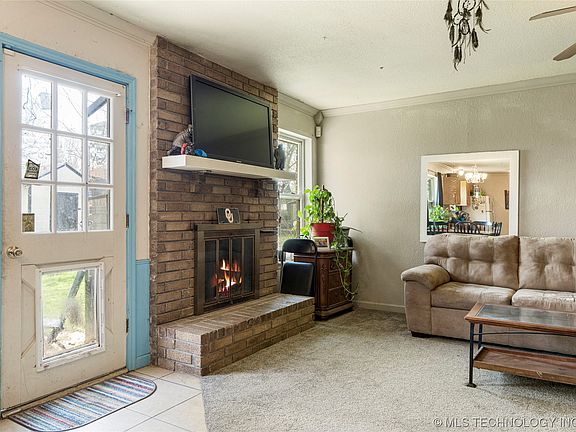 5th image of 251 S 181st East Ave