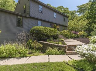 10 Overledge Rd, Manchester, MA 01944