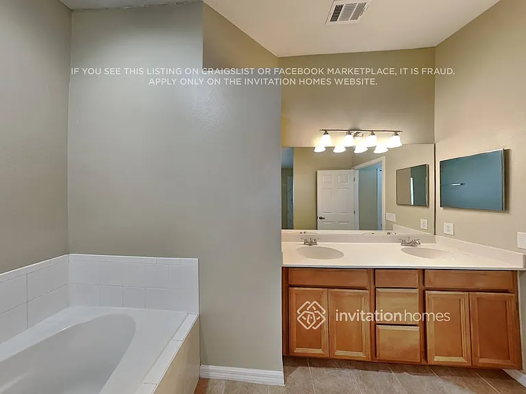 586 Coral Trace Blvd — Photo 13