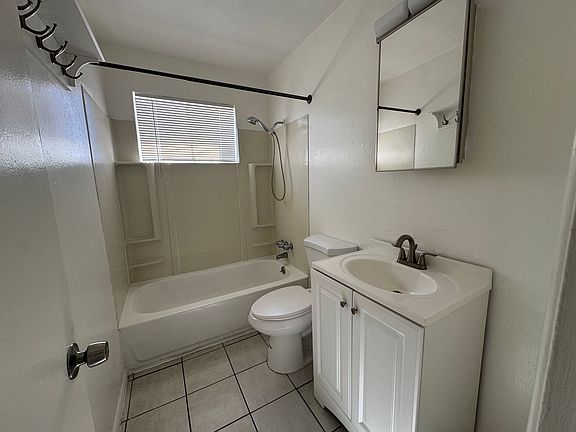 5th image of 445-447 N Drew St E #445