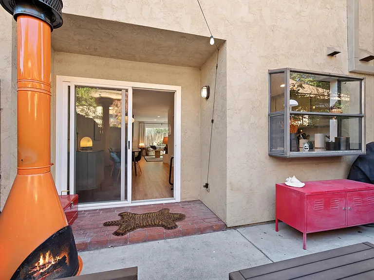 3821 Albatross St — Photo 43