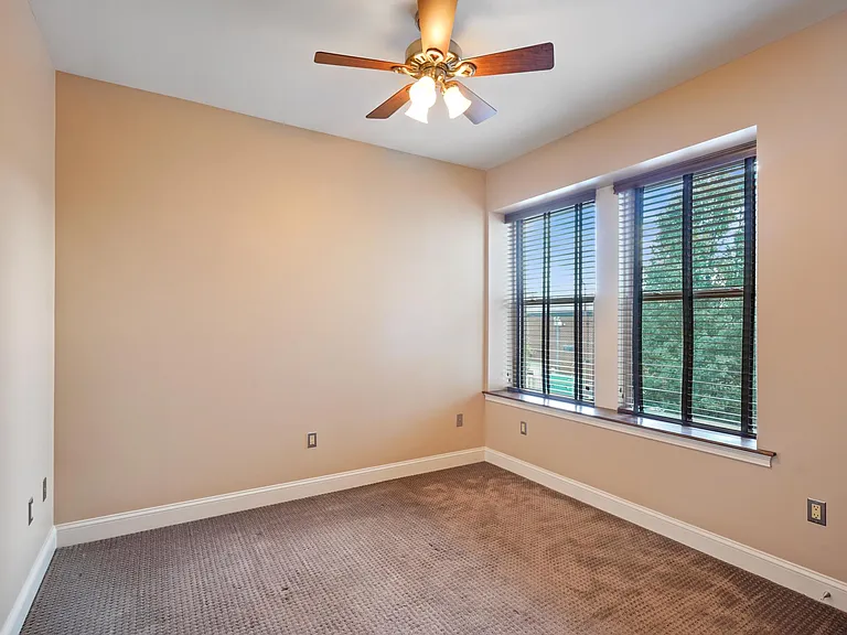 264 S Main St #302 — Photo 22