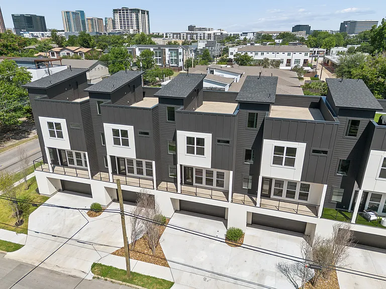 2202 N Carroll Ave #102 — Photo 15