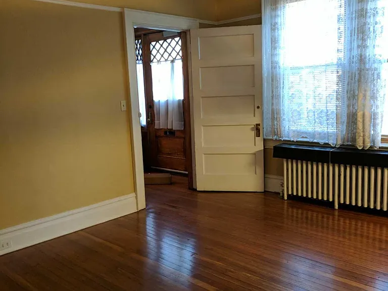 256 Bushkill St #1 — Photo 14