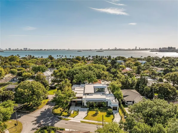 1200 NE 94th St, Miami Shores, FL 33138