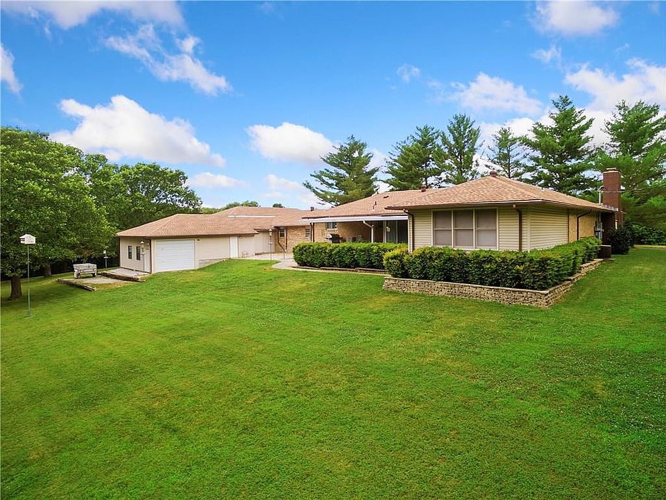 1st image of 9547 Palomino Dr