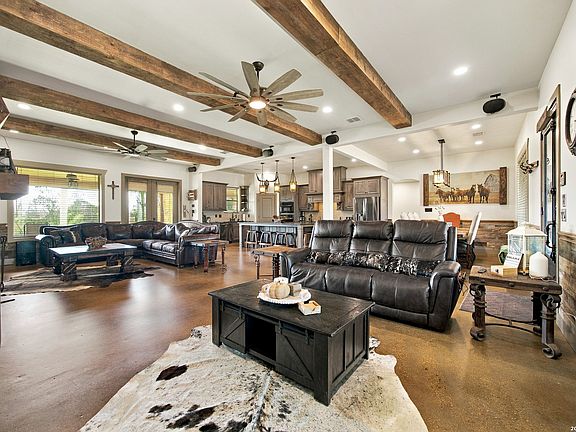 4th image of 1202 Native Trail Way