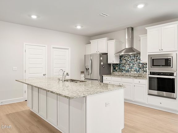 2nd image of 3069 Rachel Pl