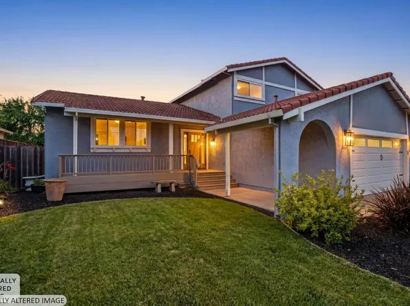 112 Rose Petal Court, Petaluma, CA 94954