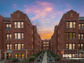 3933-43 North Janssen Avenue