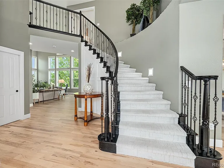 10796 Quail Creek Dr E — Photo 17