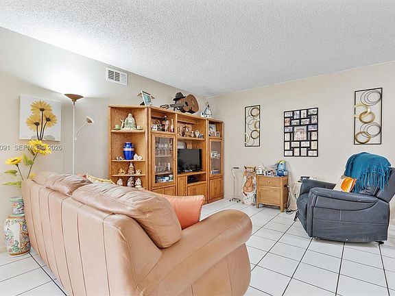 4th image of 15635 SW 74th Circle Dr APT 11