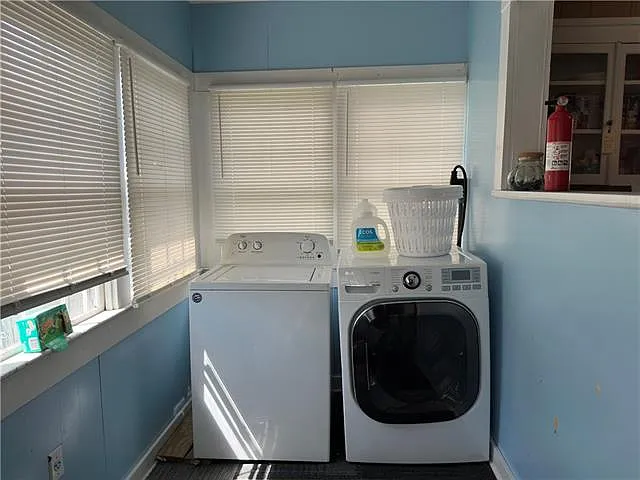 730 Avenue D — Photo 12