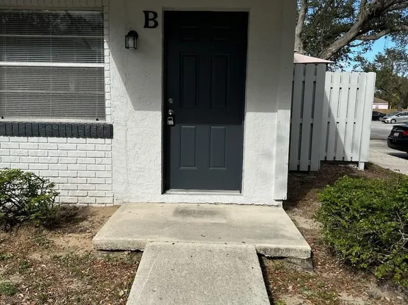 2006 S 10th Street #B, Fort Pierce, FL 34950