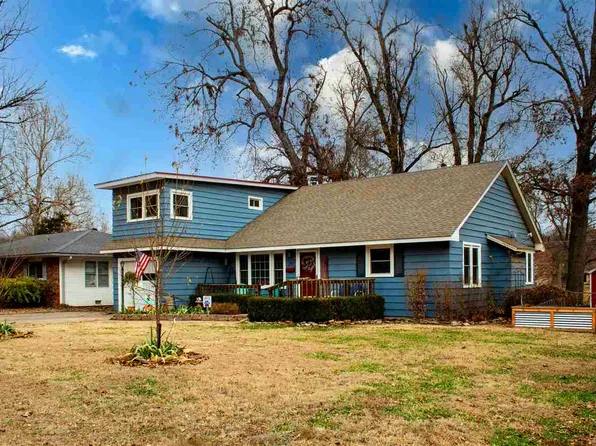 1701 Blackard Ln, Ponca City, OK 74604