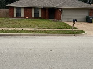 2514 Villanova St, Arlington, TX 76018