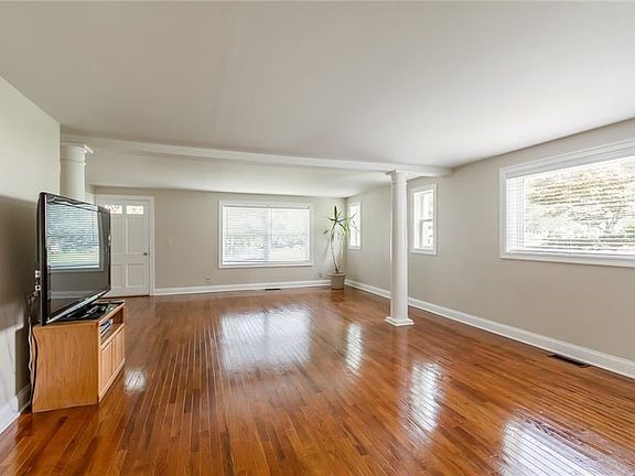 4th image of 31 James St