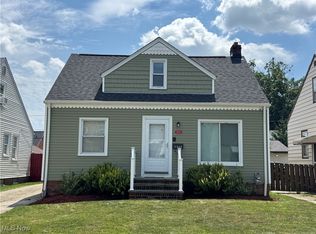 5515 Thornton Dr, Parma, OH 44129