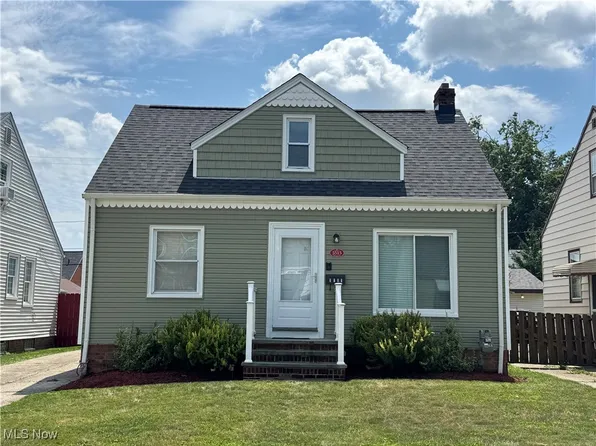 5515 Thornton Dr, Parma, OH 44129