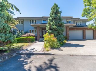 15686 SW Pleasantview Ct, Tigard, OR 97224