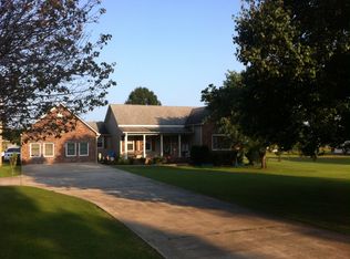 800 Bishop Rd, Dyersburg, TN 38024