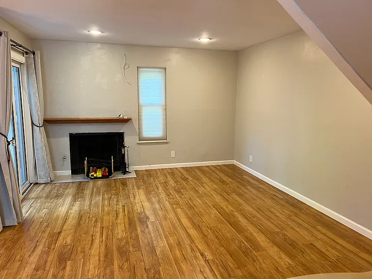 725 Garden Creek Pl — Photo 26