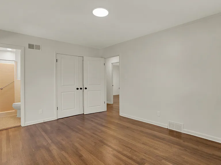 2058 Chatham Cv — Photo 26