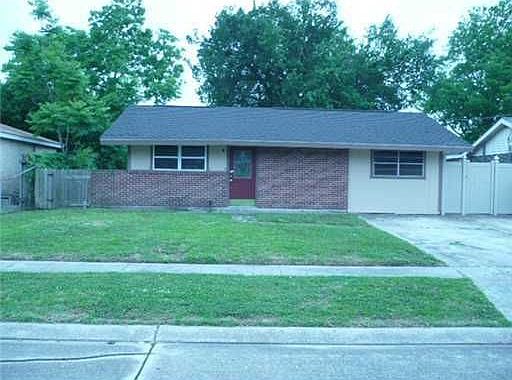 1st image of 16 Evergold Ln