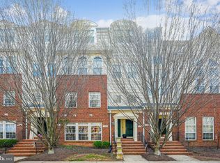7180 Little Thames Dr, Gainesville, VA 20155