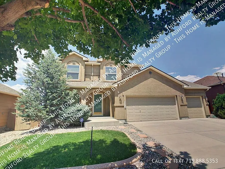 3314 Castellon Dr — Photo 3