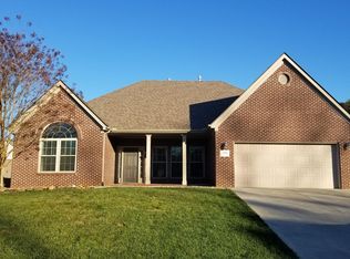 1834 Falcon Pointe Dr, Knoxville, TN 37922