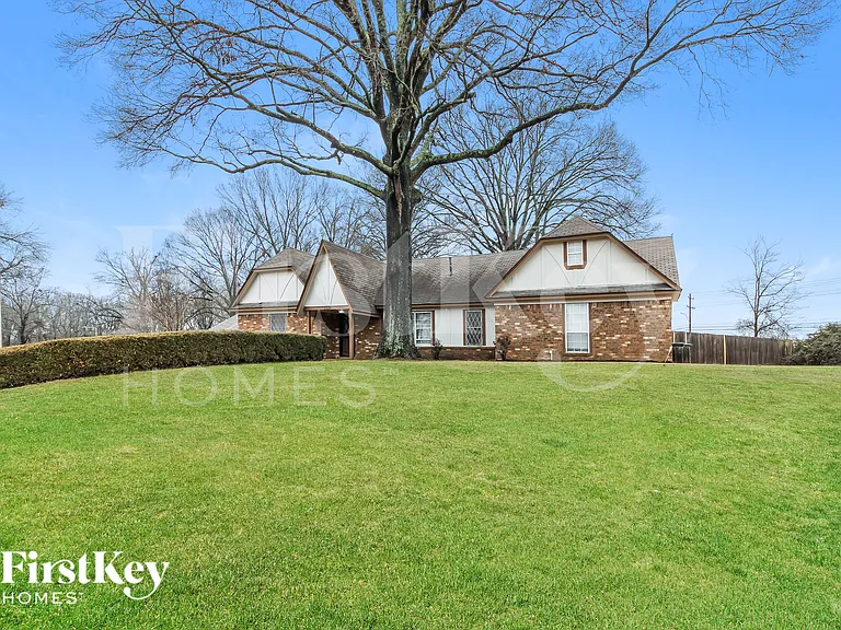 3854 Waterfall Dr — Photo 2