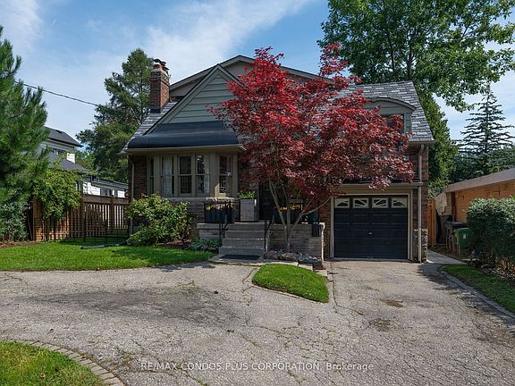 2nd image of 11 Elton Cres