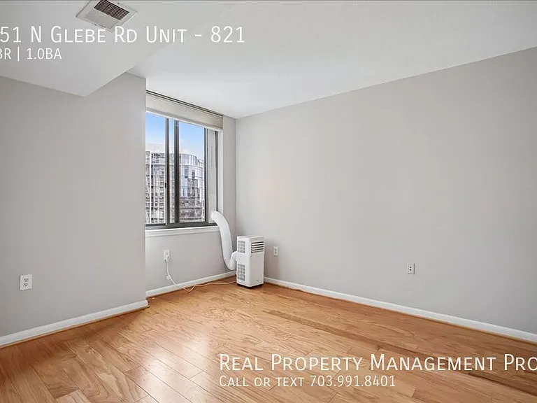 851 N Glebe Rd #821 — Photo 15